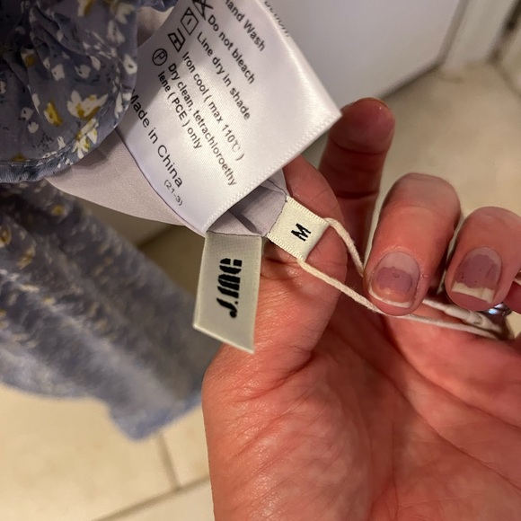 Blue floral dress, on or off-shoulder - Picture 5 of 6